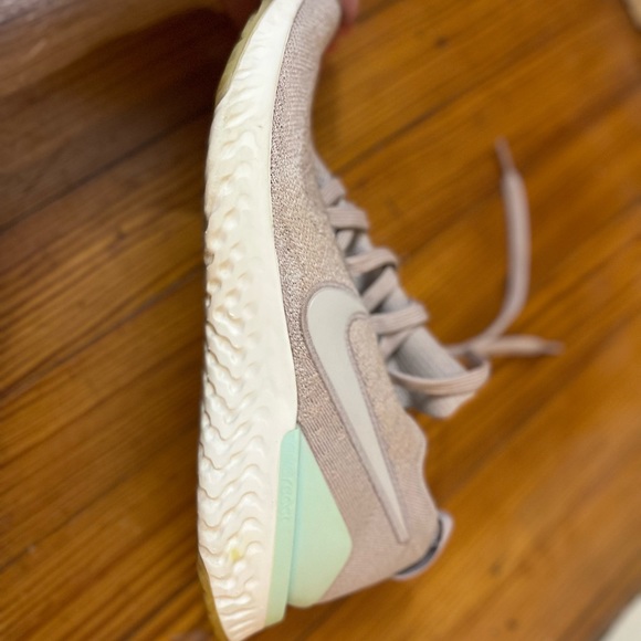 Nike Epic React - Picture 6 of 8